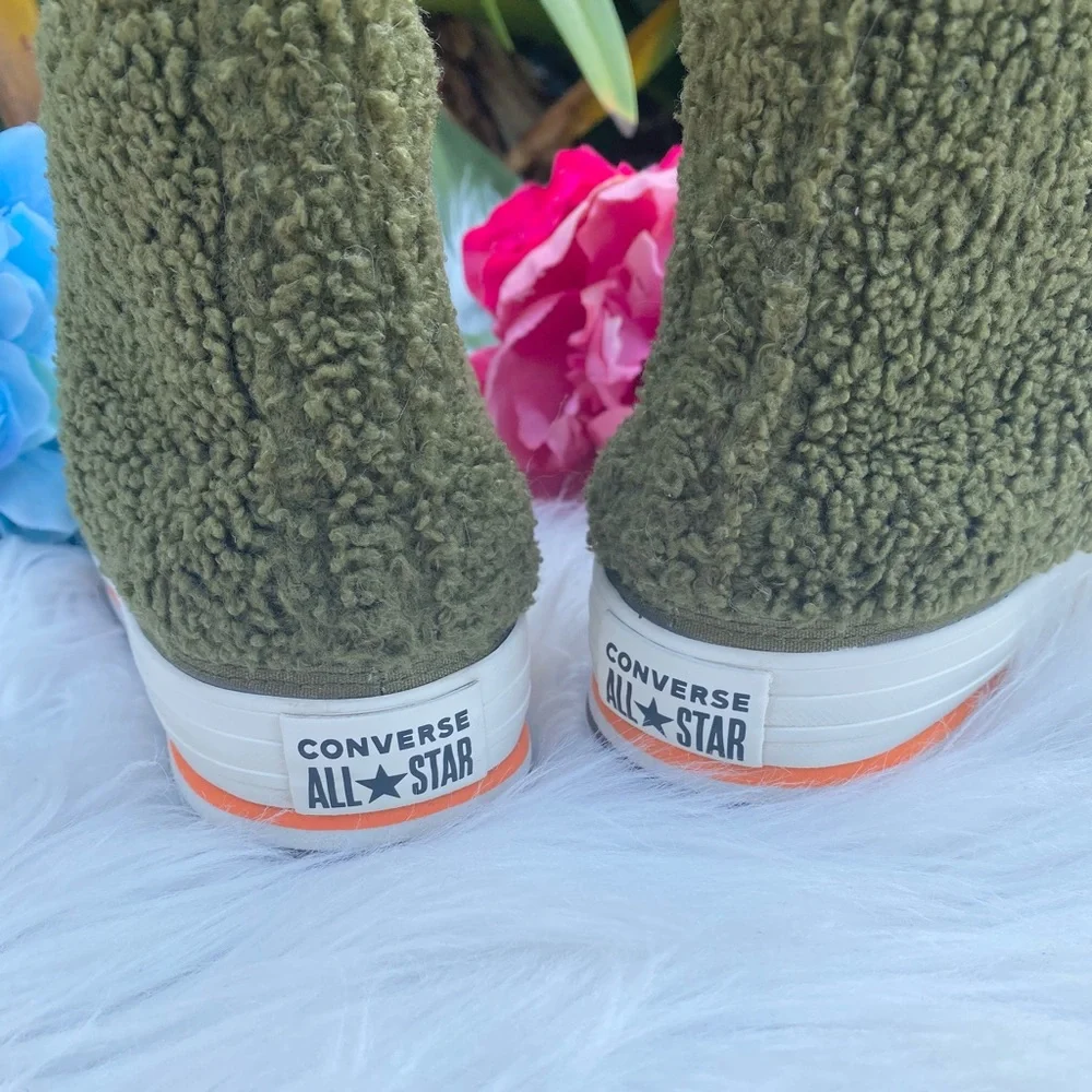 Youth Converse Sherpa Platform Sneakers - Picture 5 of 7